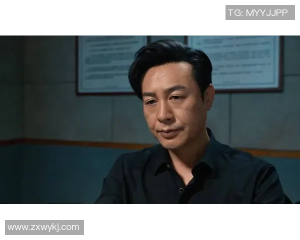 家暴女友的足球明星背后的黑暗故事与公众形象的巨大反差